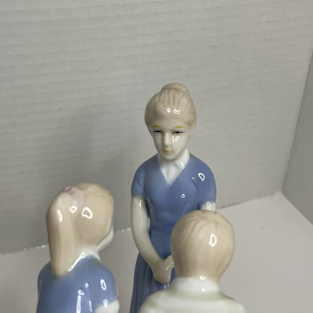 Mother & Children Figurine Porcelain Music Box